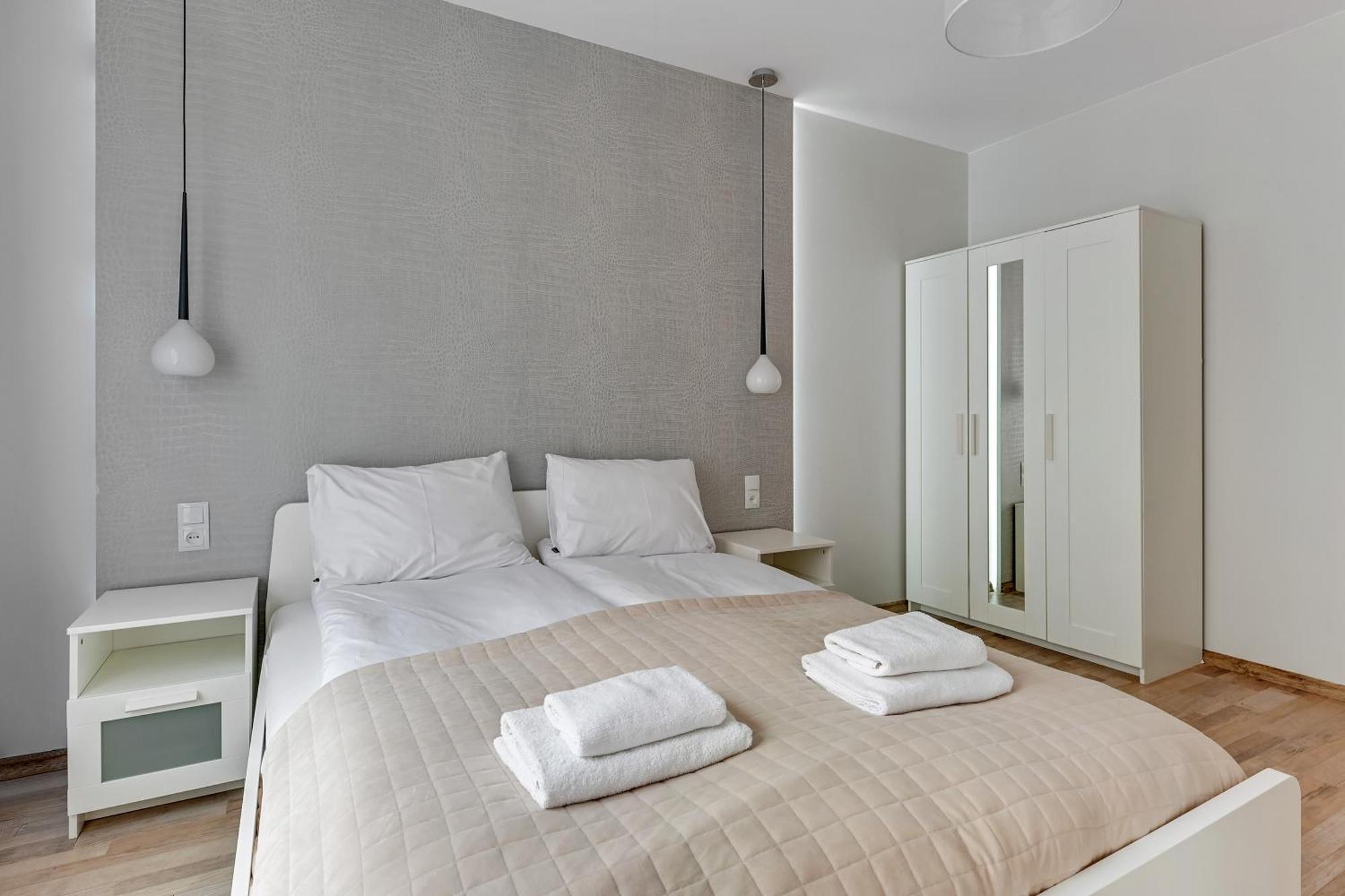 Aura Island Riverside By Downtown Apartments Gdańsk Exteriör bild